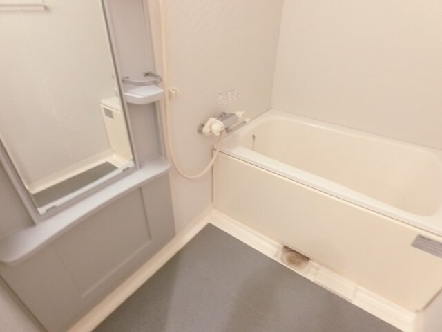 フォレステージュ江坂垂水町の物件内観写真