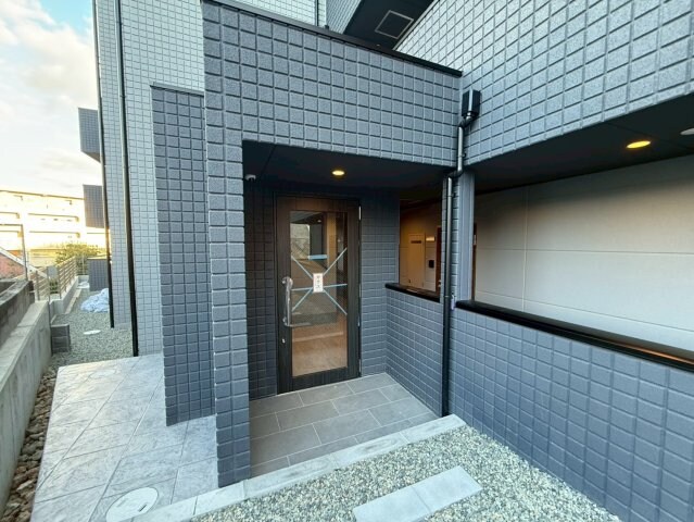 プルメリア阪大前の物件外観写真