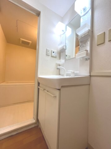 カルム緑地公園Ⅴの物件内観写真