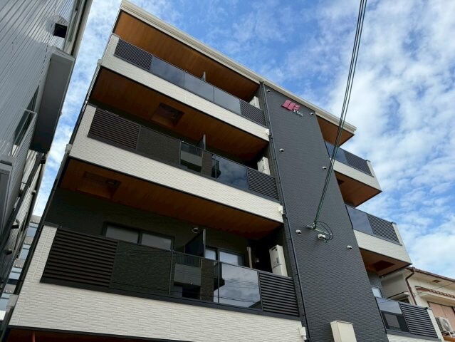 吹田駅 徒歩9分 1階の物件外観写真