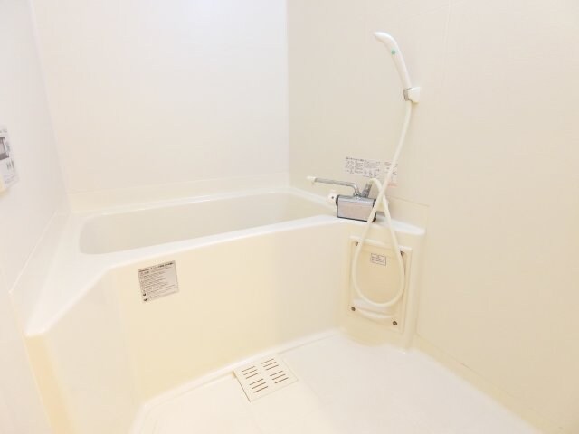 オリエンタル江坂の物件内観写真