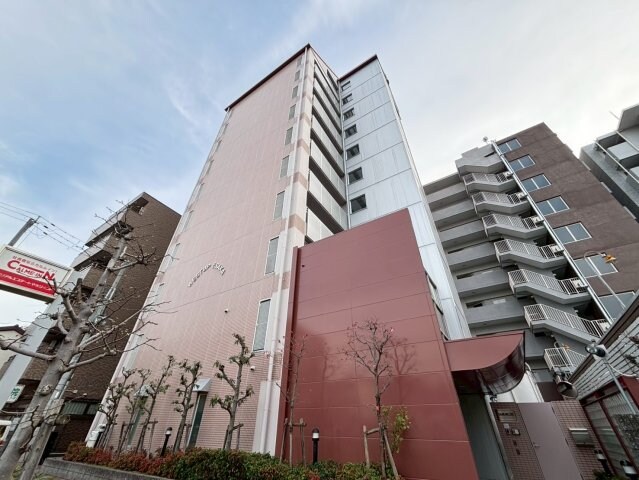 カルムイン江坂Ⅲの物件外観写真