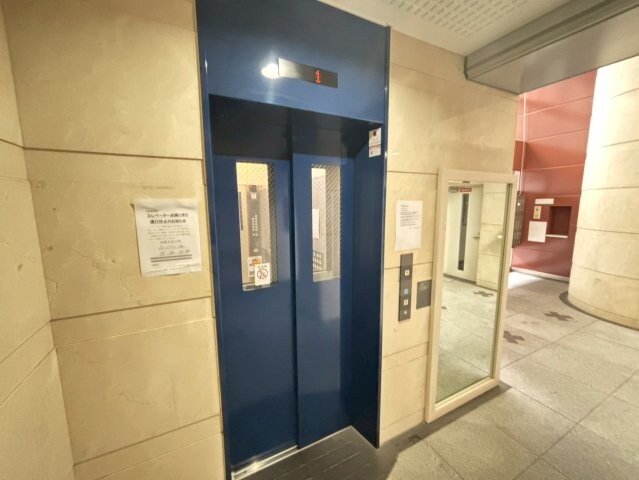 カルムイン江坂Ⅲの物件外観写真