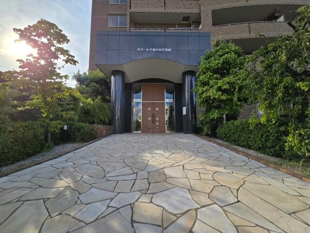 ボヌール千里中央弐番館の物件外観写真