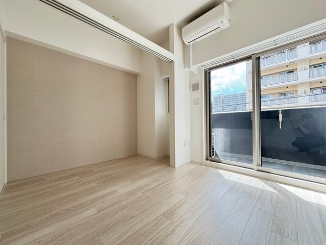 セレニテ新大阪ミラク壱番館の物件内観写真