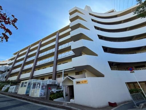 アーバンパーク緑地公園の物件外観写真