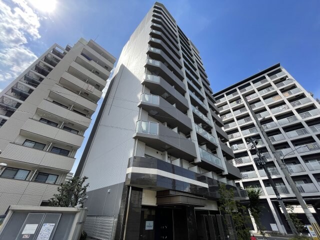 スペーシア江坂広芝町の物件外観写真