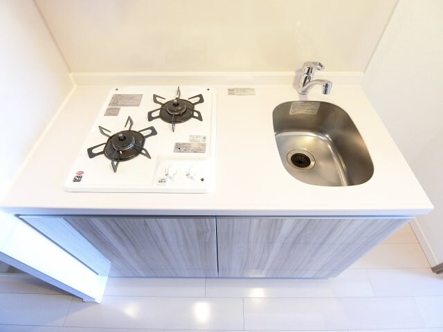 スペーシア江坂広芝町の物件内観写真