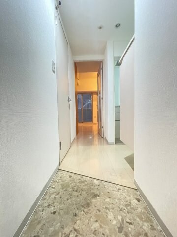 江坂駅 徒歩5分 7階の物件内観写真