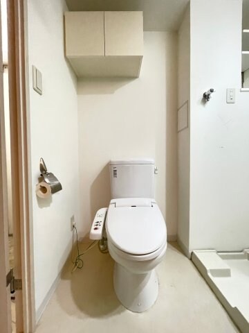 江坂駅 徒歩5分 7階の物件内観写真