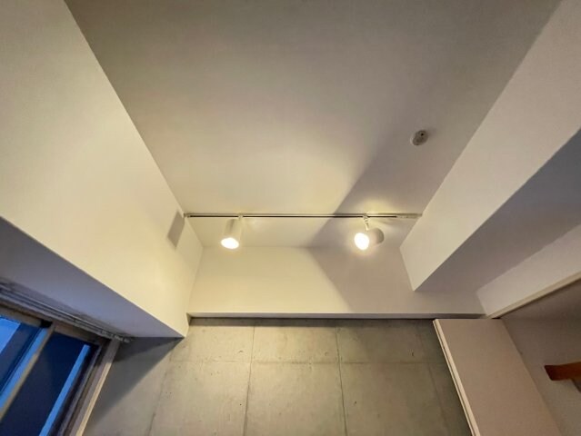 江坂駅 徒歩5分 7階の物件内観写真