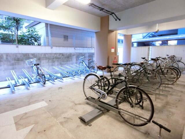 江坂駅 徒歩5分 7階の物件内観写真