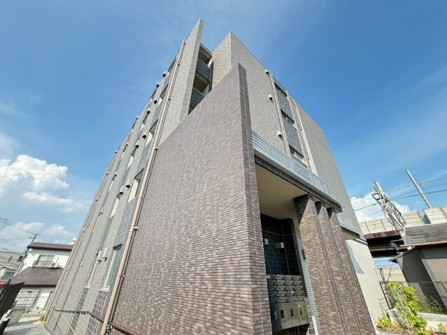 ラ・ルミエールの物件外観写真