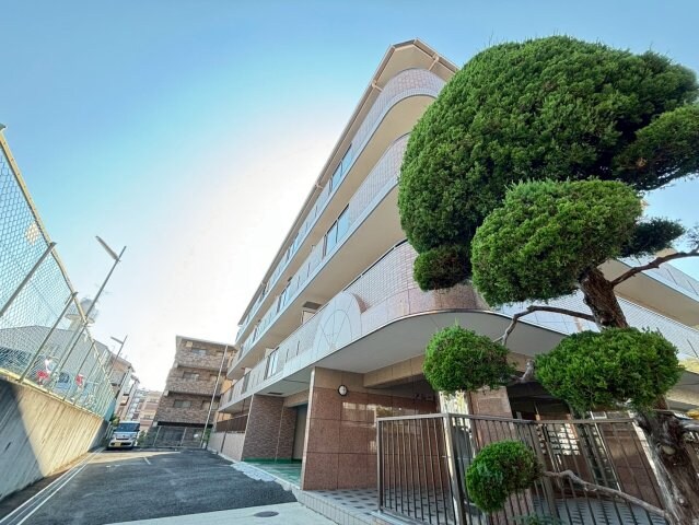 Amour桃山台の物件外観写真