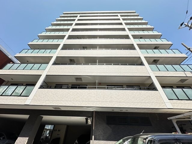 フェリシア江坂の物件外観写真