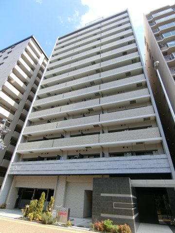 S-RESIDENCE江坂Eminenceの物件外観写真