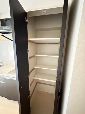 緑地公園駅 徒歩9分 4階の物件内観写真