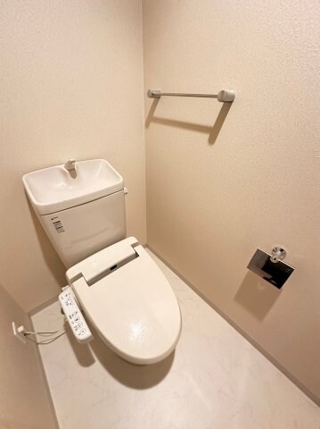 緑地公園駅 徒歩9分 4階の物件内観写真