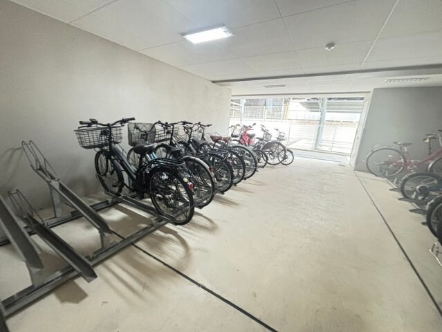 緑地公園駅 徒歩9分 4階の物件内観写真