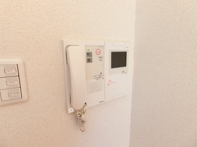 ミラクルセブン江坂の物件内観写真