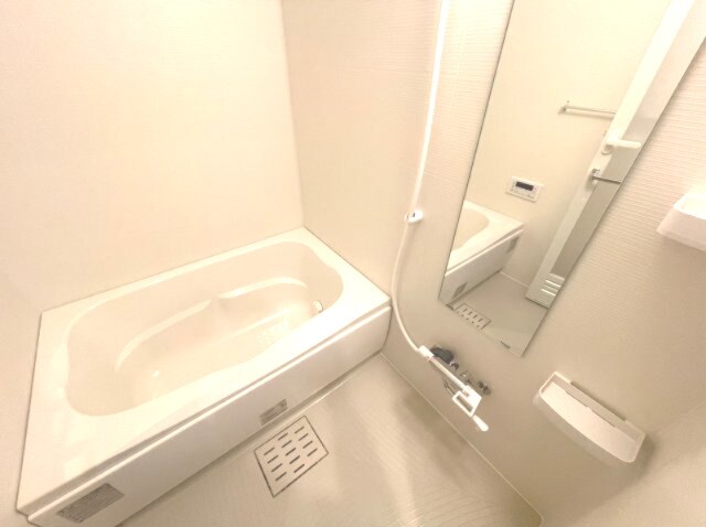 ライブガーデン江坂IXの物件内観写真