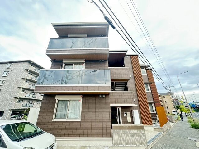 シリウス千里中央の物件外観写真