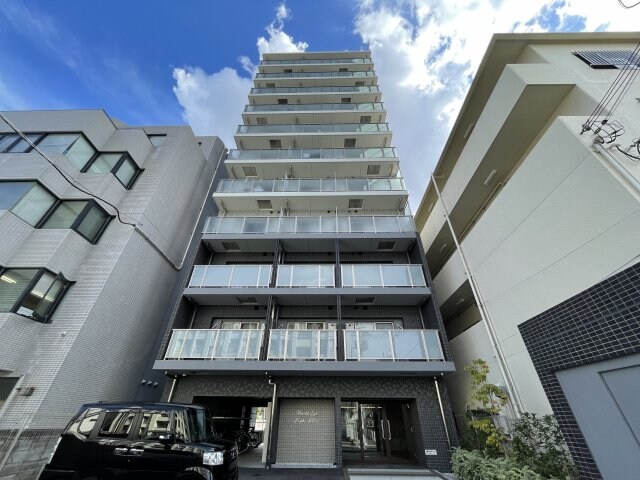 ワールドアイ江坂アルバの物件外観写真