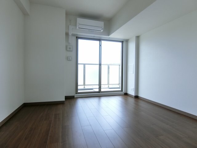 ワールドアイ江坂アルバの物件内観写真