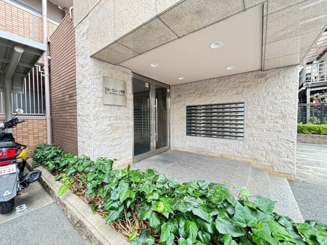 吹田駅 徒歩10分 1階の物件外観写真