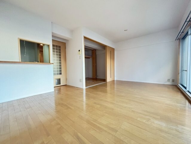 カルム緑地公園Ⅴの物件内観写真