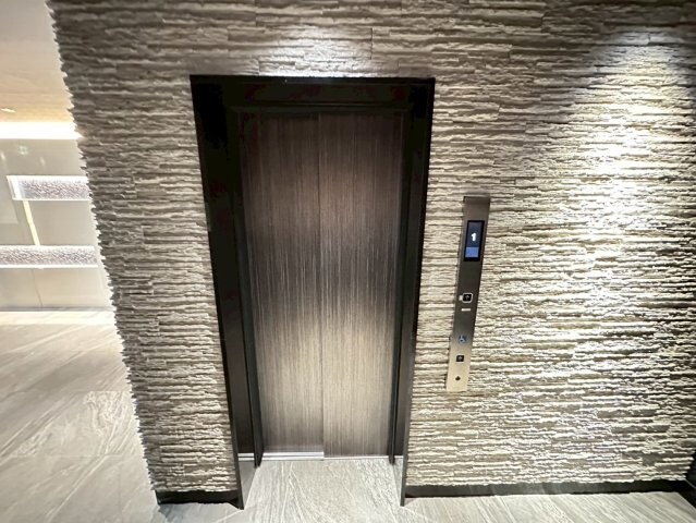 コンフォリア・リヴ新大阪WESTの物件内観写真