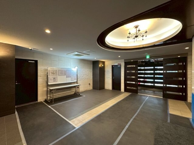 Mid Court新大阪の物件外観写真