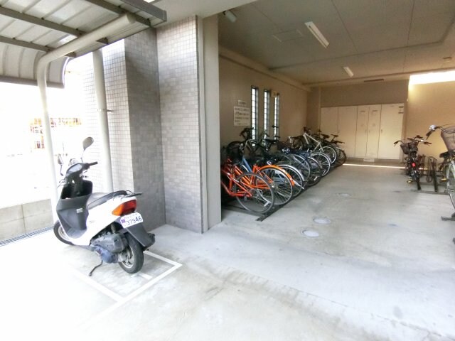 第18関根マンションの物件外観写真