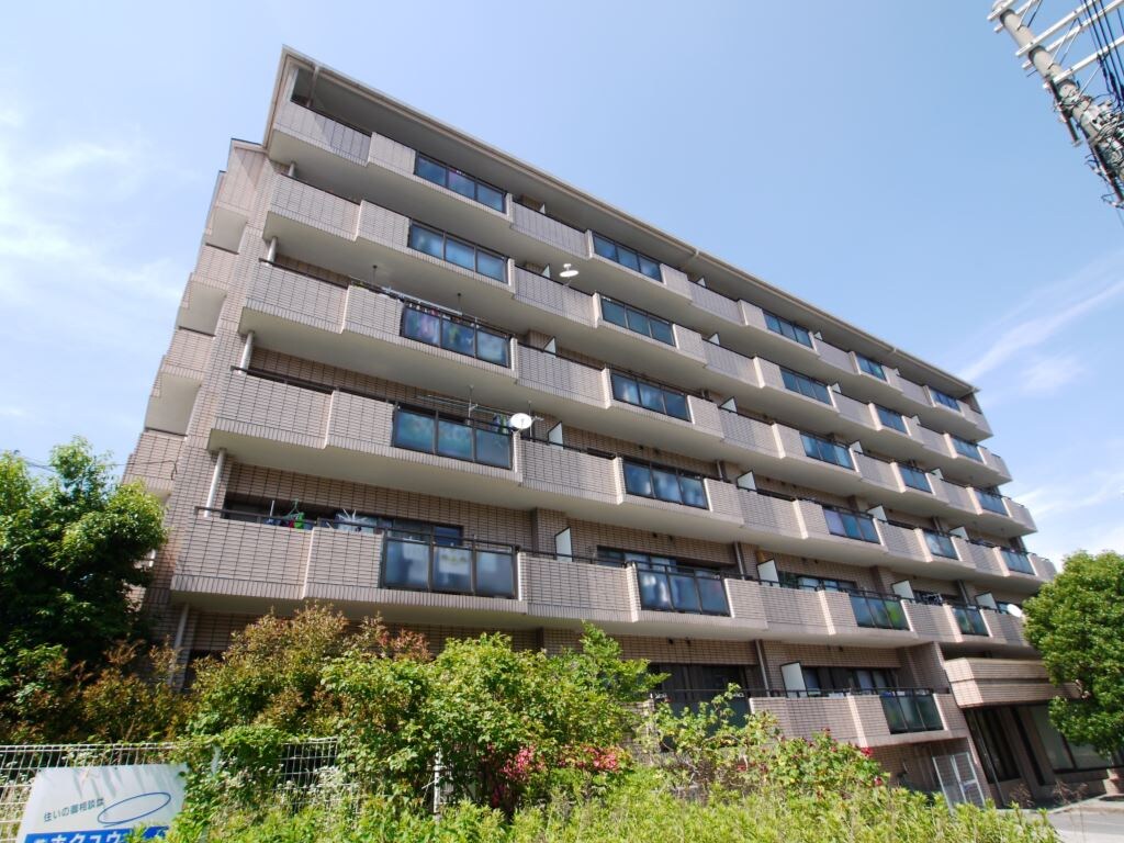 メドウラークの物件外観写真