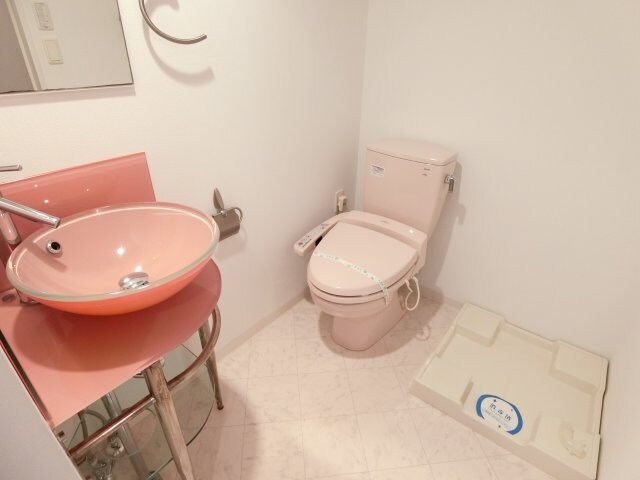 SERENiTE江坂四番館の物件内観写真