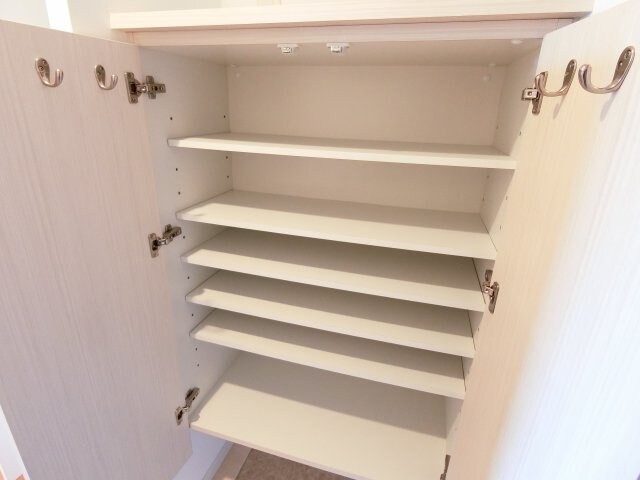 SERENiTE江坂四番館の物件内観写真