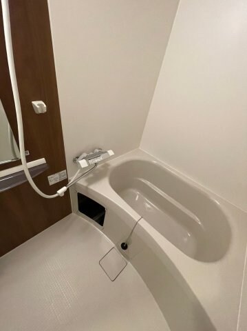 アドバンス江坂ラシュレの物件内観写真