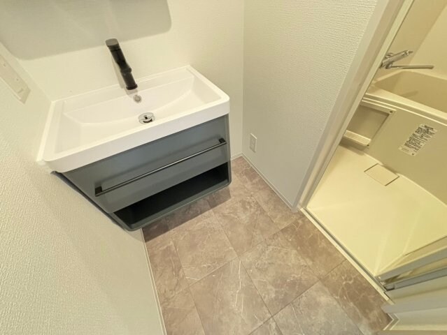 アルティザ江坂の物件内観写真