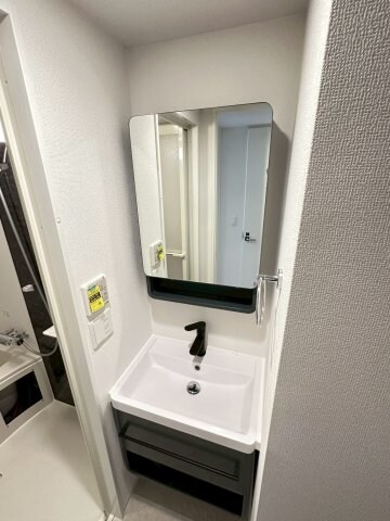 セレニテ新大阪エクラの物件内観写真