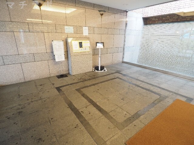 国際センター駅 徒歩4分 11階の物件外観写真