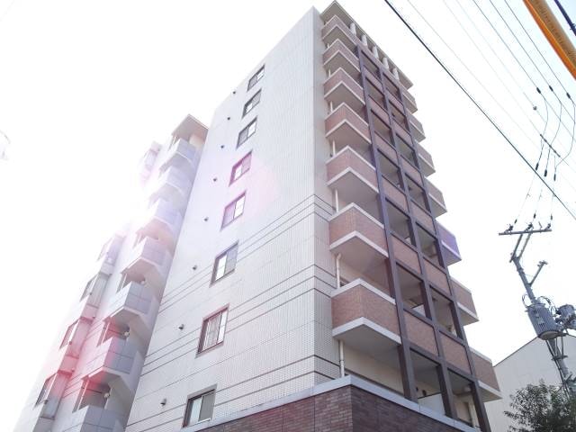 高栄京町マンションの物件外観写真