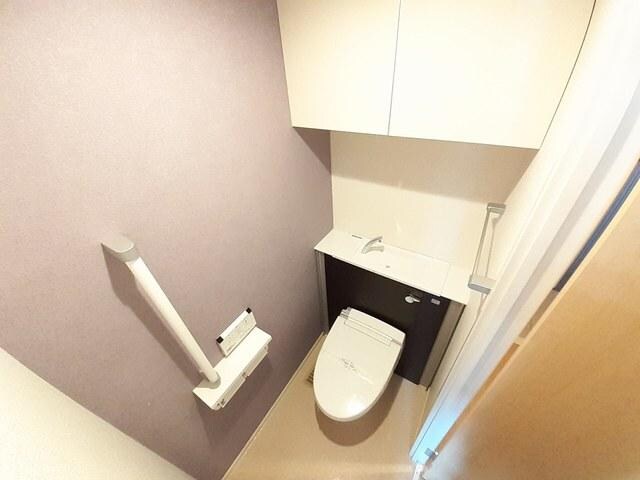 アンドーバーテラス識名の物件内観写真