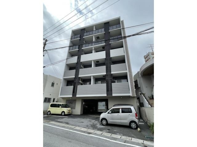 6floorの物件外観写真