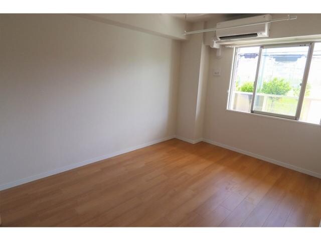 メゾンクレールモンテ天久の物件内観写真