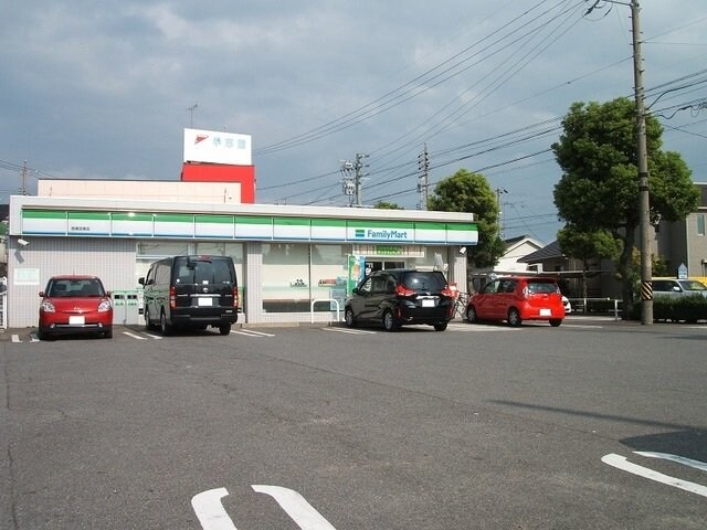 エル・東山の物件外観写真