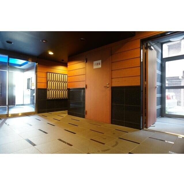 初台駅 徒歩8分 2階の物件外観写真