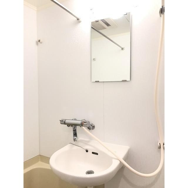 初台駅 徒歩8分 2階の物件内観写真