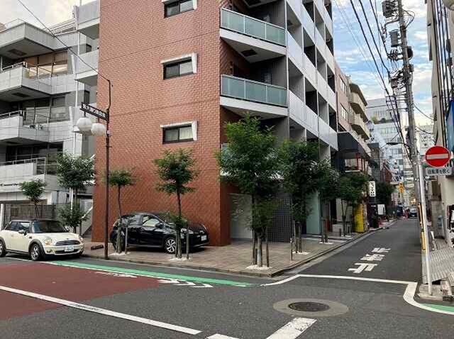 新宿三丁目駅 徒歩4分 6階の物件外観写真