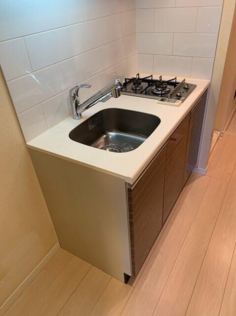 新宿三丁目駅 徒歩4分 6階の物件内観写真