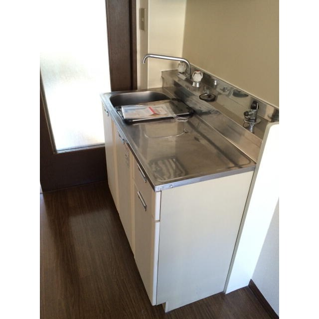 狛江駅 バス10分  狛江営業所下車：停歩3分 1階の物件内観写真